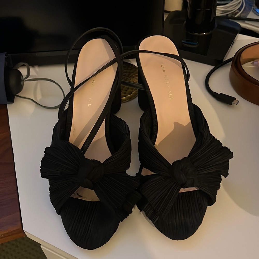 Loeffler Randall Camellia BLACK